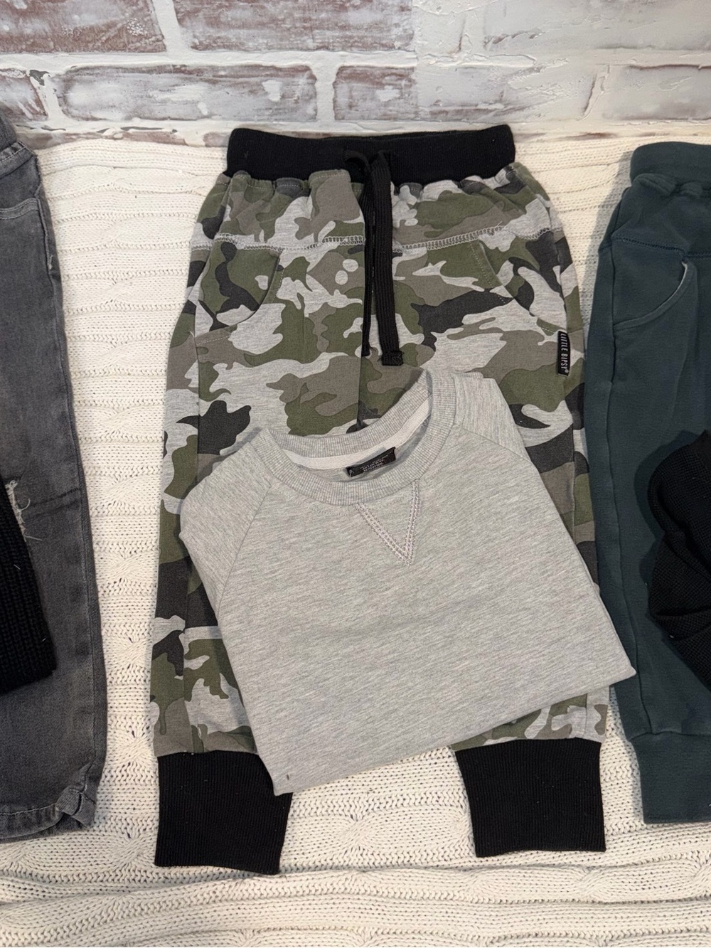 Little Bipsy 6 piece mix and match  Pullover Sets